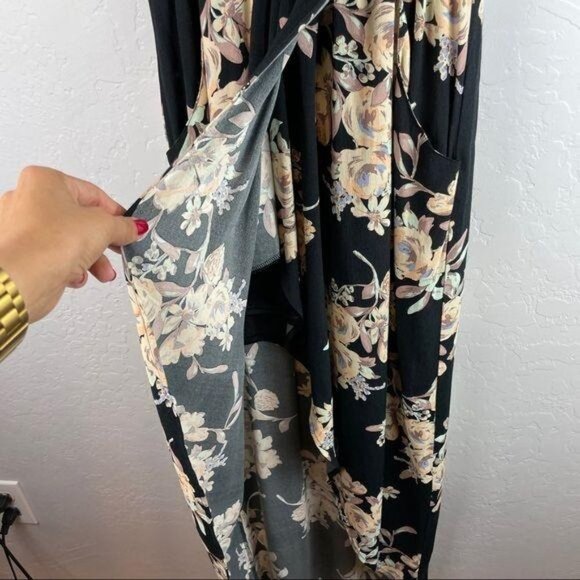 ASTR‎ The Label Black Floral Wrap Front High Low Dress V-Neck Women's Size Small - Picture 5 of 10